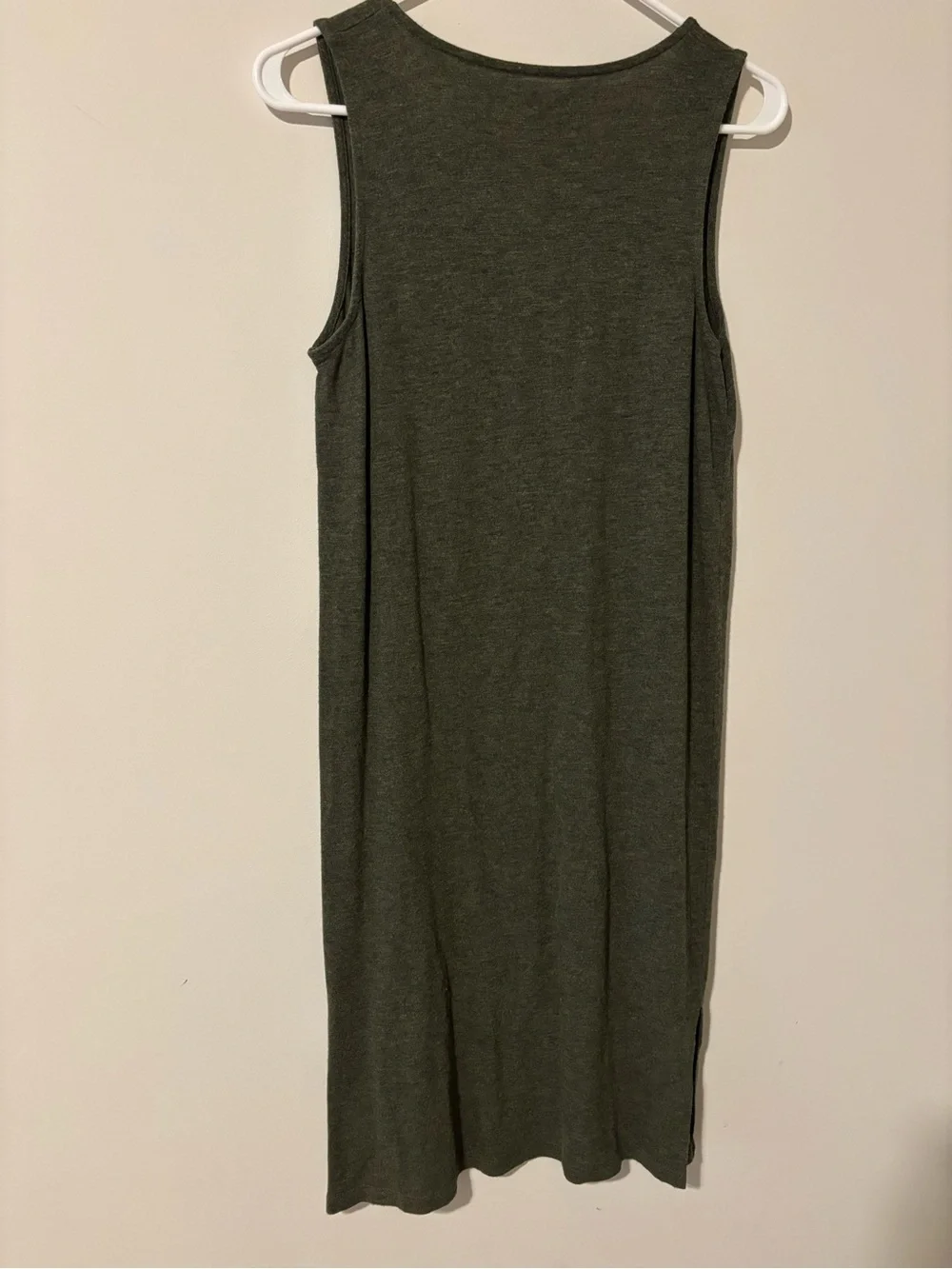 Sleeveless Madewell V-Neck Knit Dress in Olive Green Womens Size Medium - Picture 6 of 7